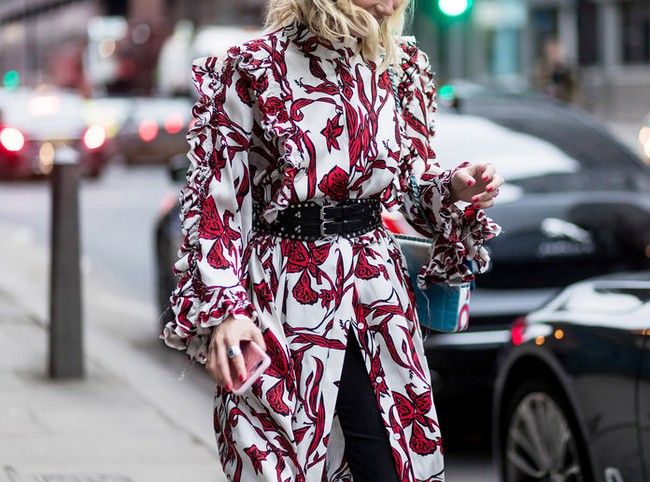 STATEMENT BELT - Chicest Street Style Moments from London Fashion Week