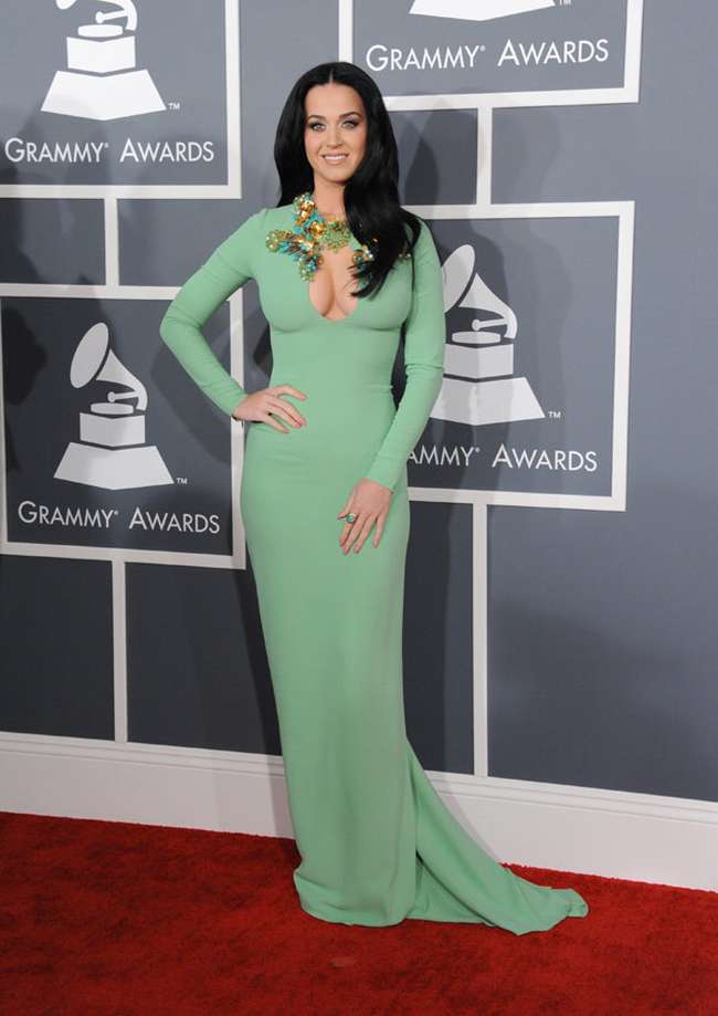 Alicia Keys Sexiest Grammy Dresses