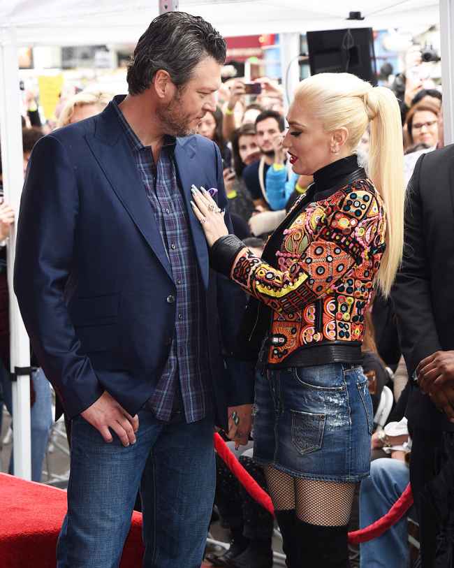 Blake Shelton and Gwen Stephen Best Couple Moments