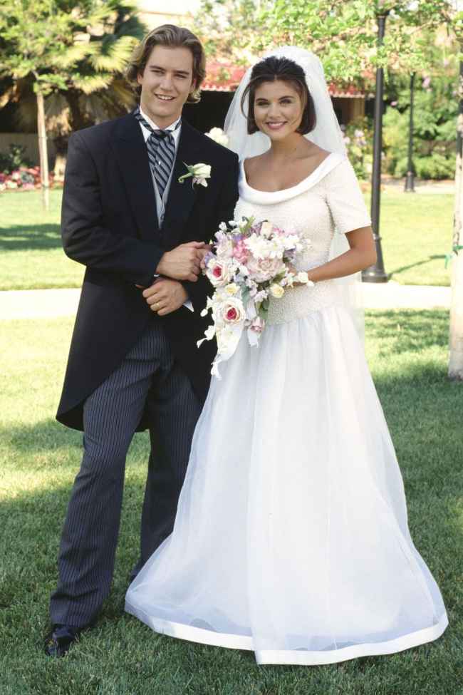 Kelly Kapowski Best TV Wedding Dress